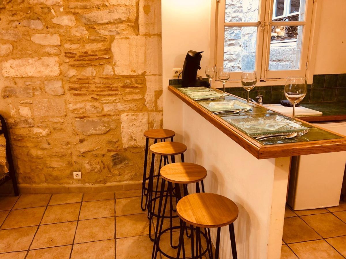 Le Moka Charmant Appartement Au Coeur De Ville นีมส์ ภายนอก รูปภาพ