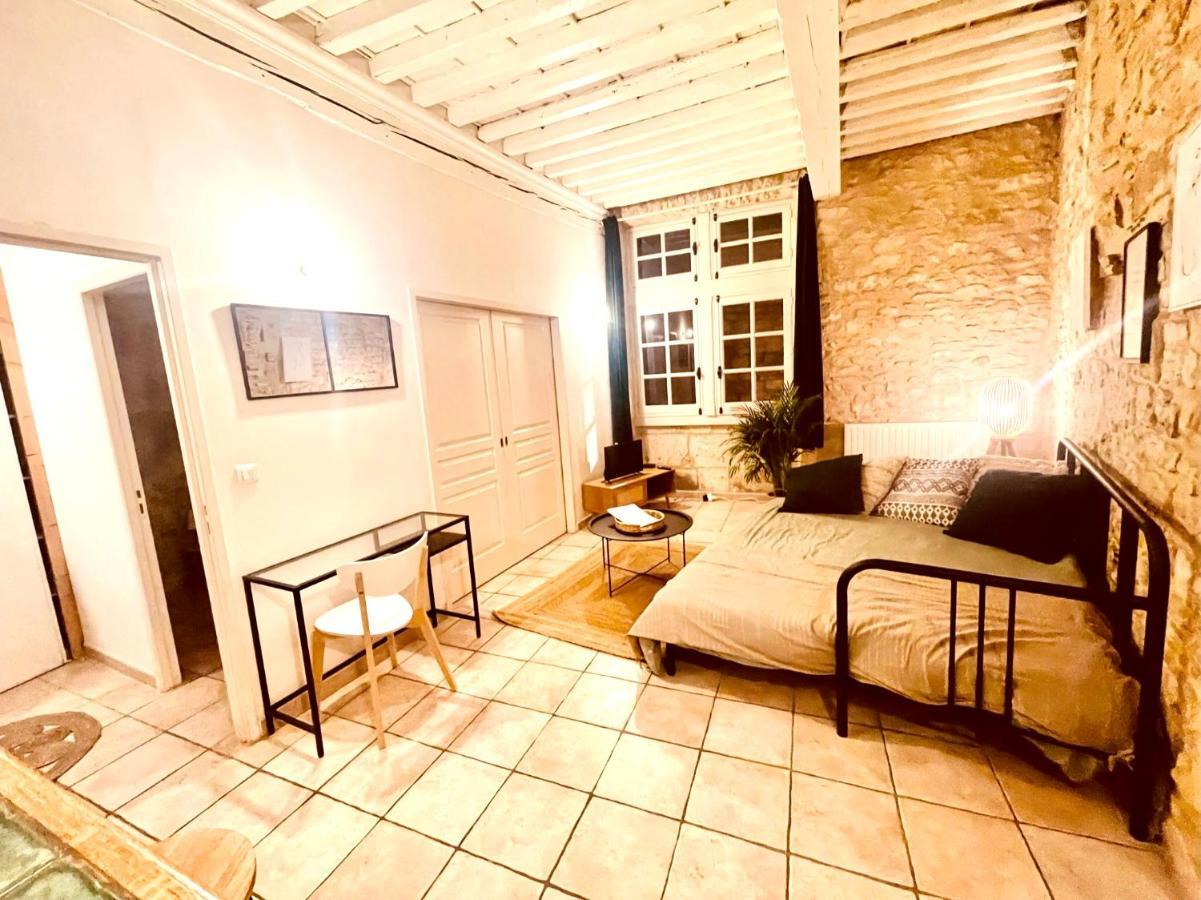 Le Moka Charmant Appartement Au Coeur De Ville นีมส์ ภายนอก รูปภาพ