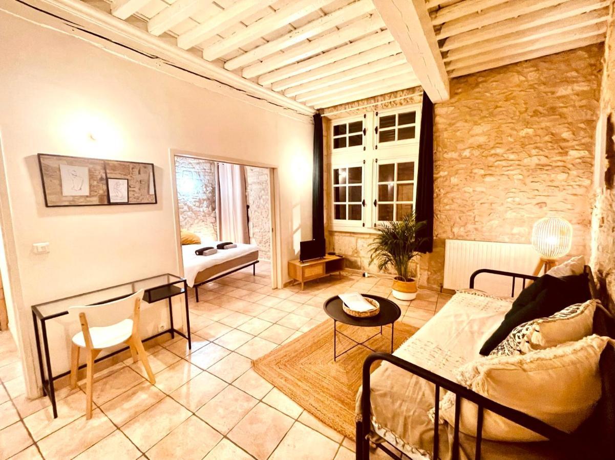Le Moka Charmant Appartement Au Coeur De Ville นีมส์ ภายนอก รูปภาพ