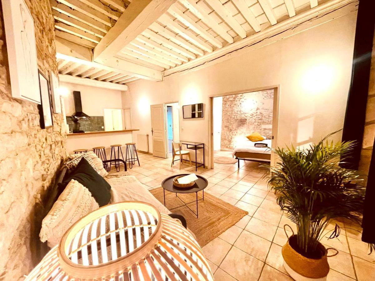 Le Moka Charmant Appartement Au Coeur De Ville นีมส์ ภายนอก รูปภาพ